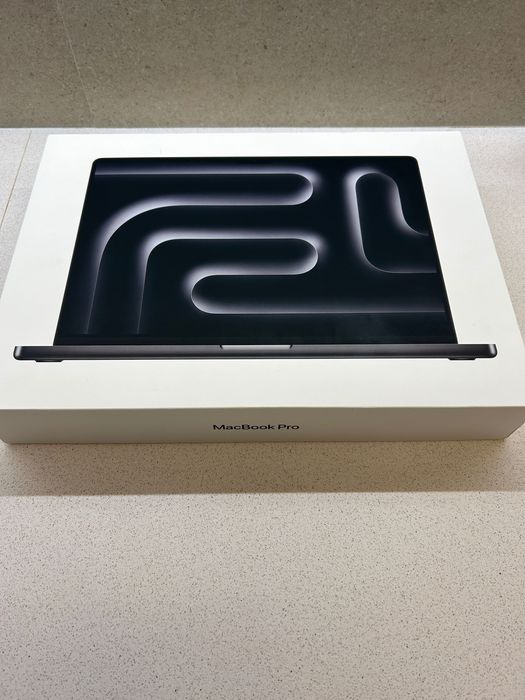 MacBook Pro 16” M3 Pro 18GB RAM 512GB SSD Impecável