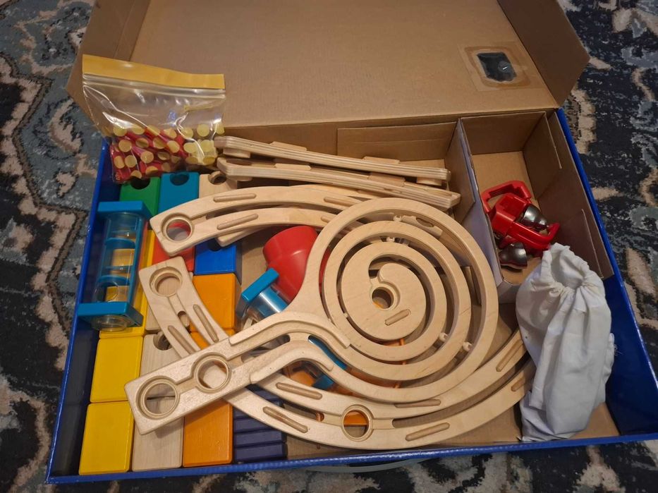 Hape Quadrilla E6019 Castle Escape