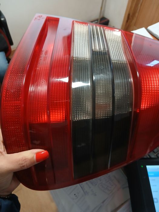 Farolim trás direito Mercedes W202