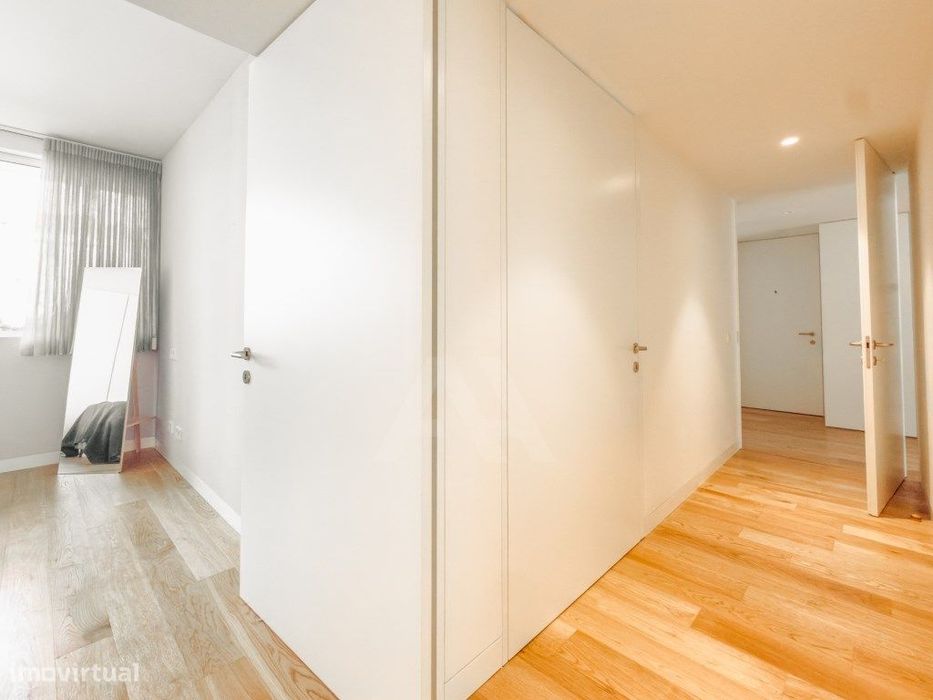 Apartamento T3 de luxo com garagem em Lisboa