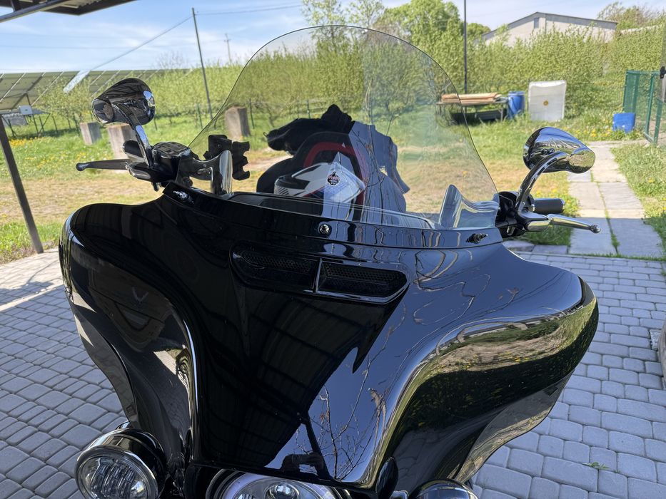 Вітрове скло Klock Werks 13.5" 2014-2024 Harley Davidson FLH