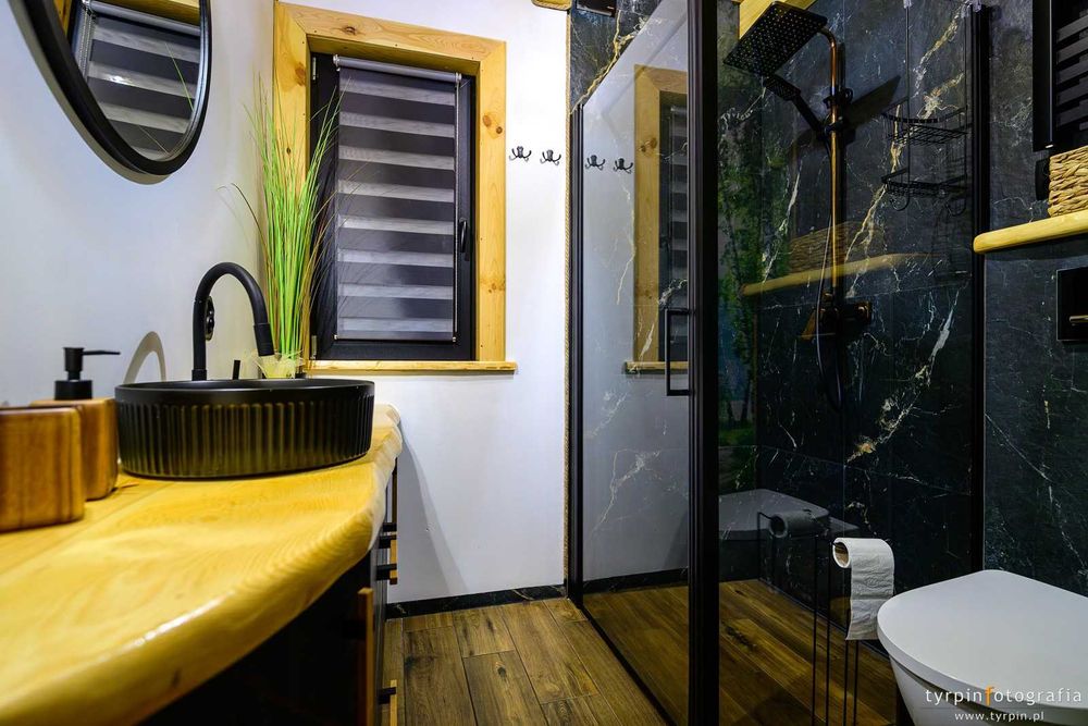 Domek całoroczny ,,Chatka Zimorodka" Wynajem nocleg balia z Jacuzzi