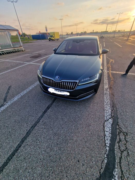 Skoda superb lift