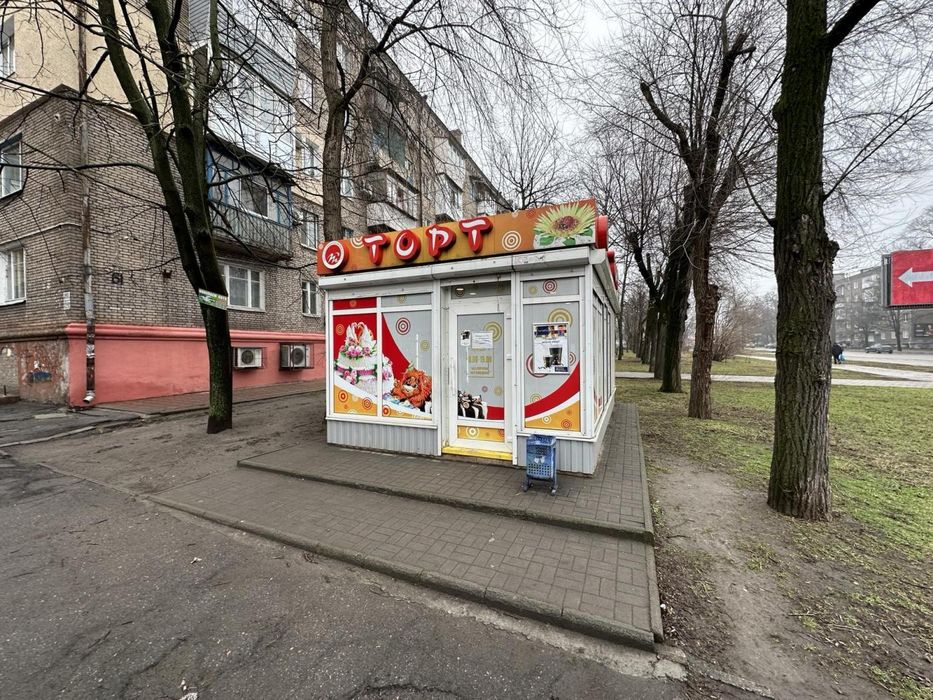 Продаж МАФу у центрі міста. Площа - 25 кв.м., 10 кВт