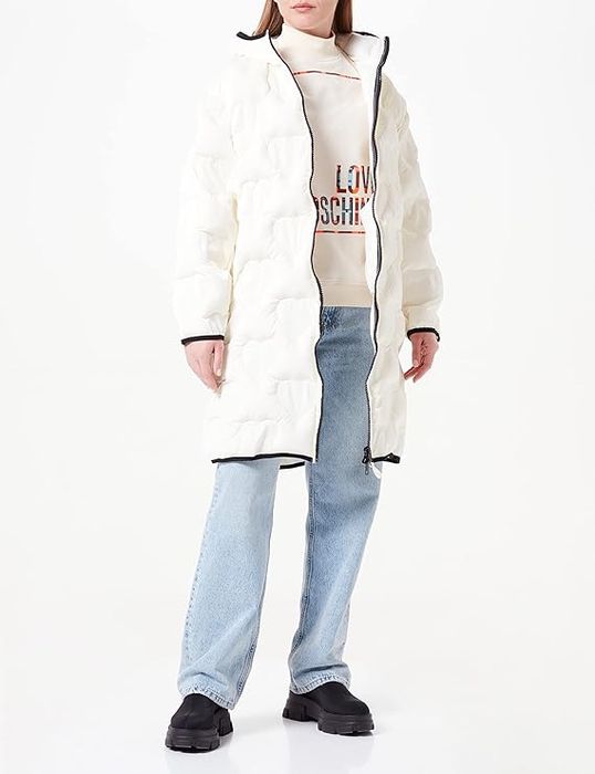 Płaszcz pikowany logo Love Moschino 36