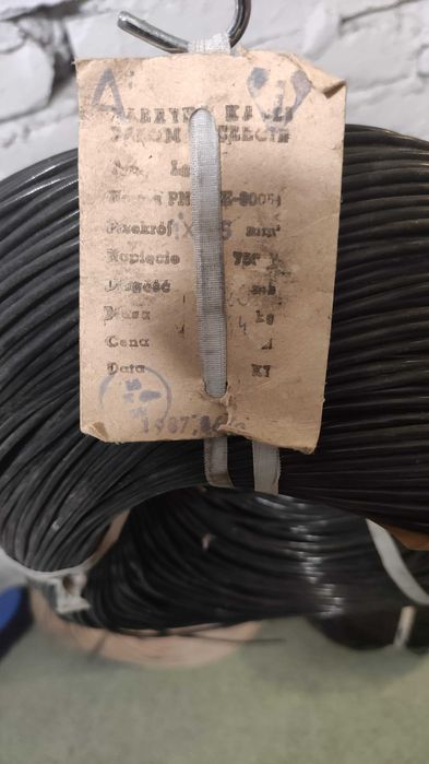 1m  Linka LgY 1,5mm2 Cu lub krotność wysyłka Paczkomat czarna lu kremowa