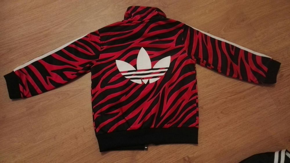 Dres Adidas      .