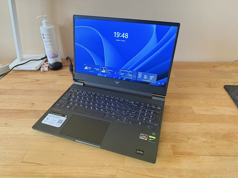 Ігровий ноутбук HP Victus 15 (Ryzen 5 5600H, GTX 1650, 8GB/512GB)