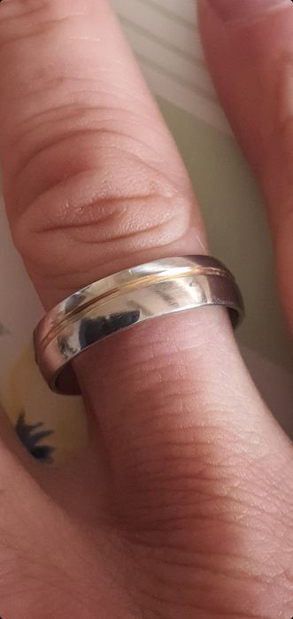 Alianças em titanium e ouro laminado 18k