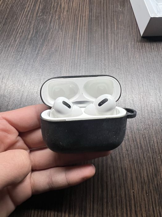 Продам Airpods Pro