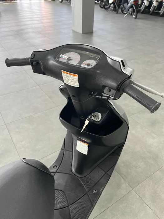 Скутер Suzuki Lets 2