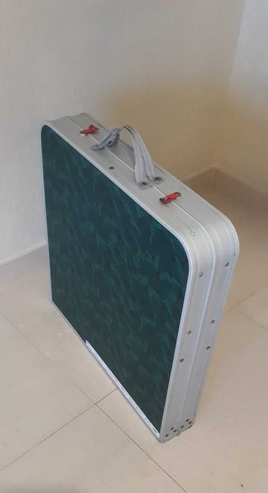 Mesa dobrável de campismo, 4 bancos, 4 a 6 pessoas, verde