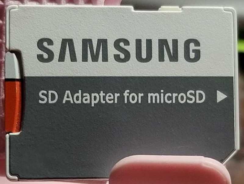 Карта памяти Samsung EVO Plus 256GB 100Mb/s microSDXC UHSI U3 (adapter