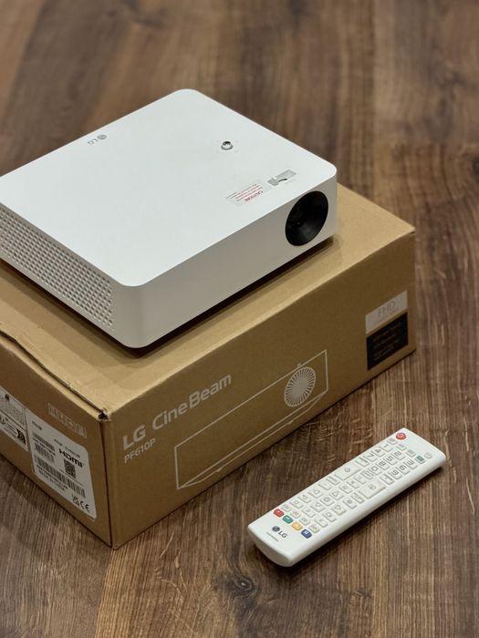 Projektor LG Cinebeam PF610P 1000 ANSI Lumen