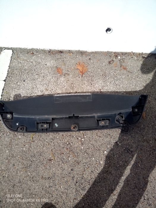 Vendo aileron para Rover 25 ( deve dar para outras marcas)