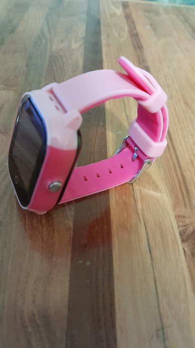 Сенсорные,водонепроницаемые  смарт часы Fa23 в новом состоянии.