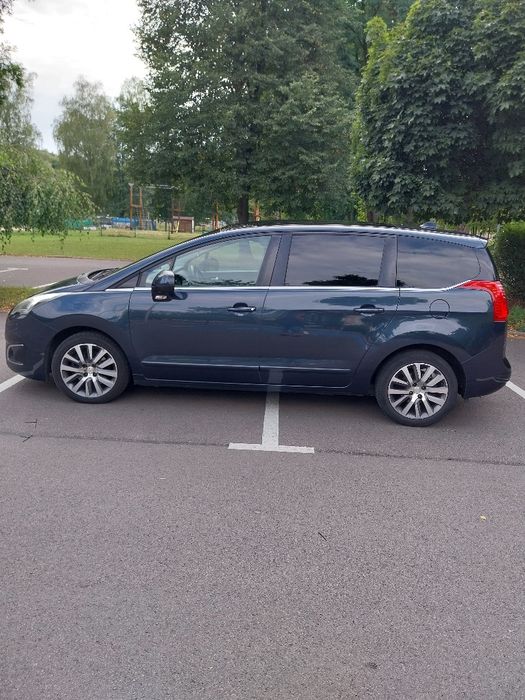 Sprzedam peugeot 5008
