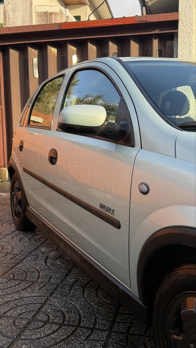 OPEL CORSA-c / 2002