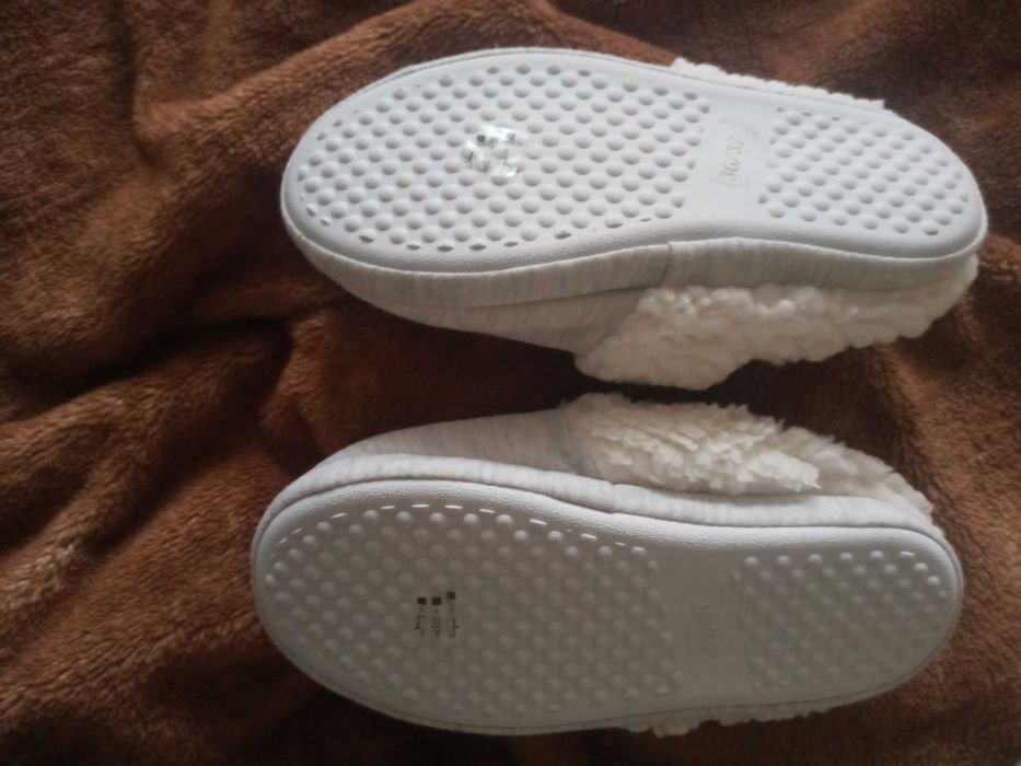 Kapcie 36/37 disney nowe
