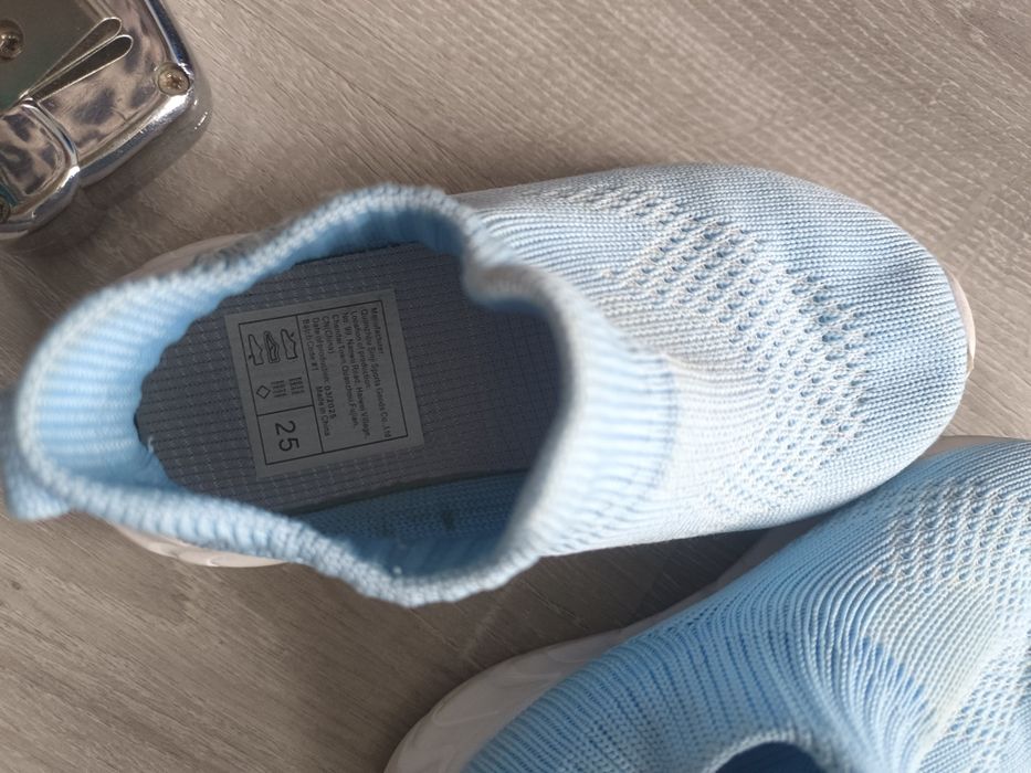 Adidasy chłopięce rozm. 25