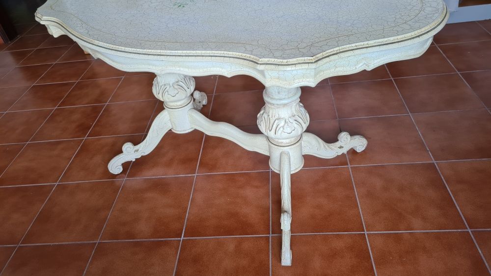 Mesa de madeira oval Vintage