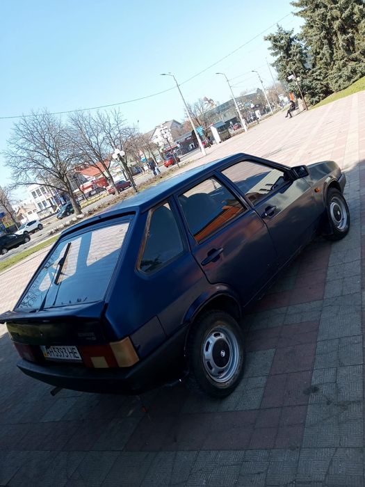 Продам ваз-2109 2004 год инжектор