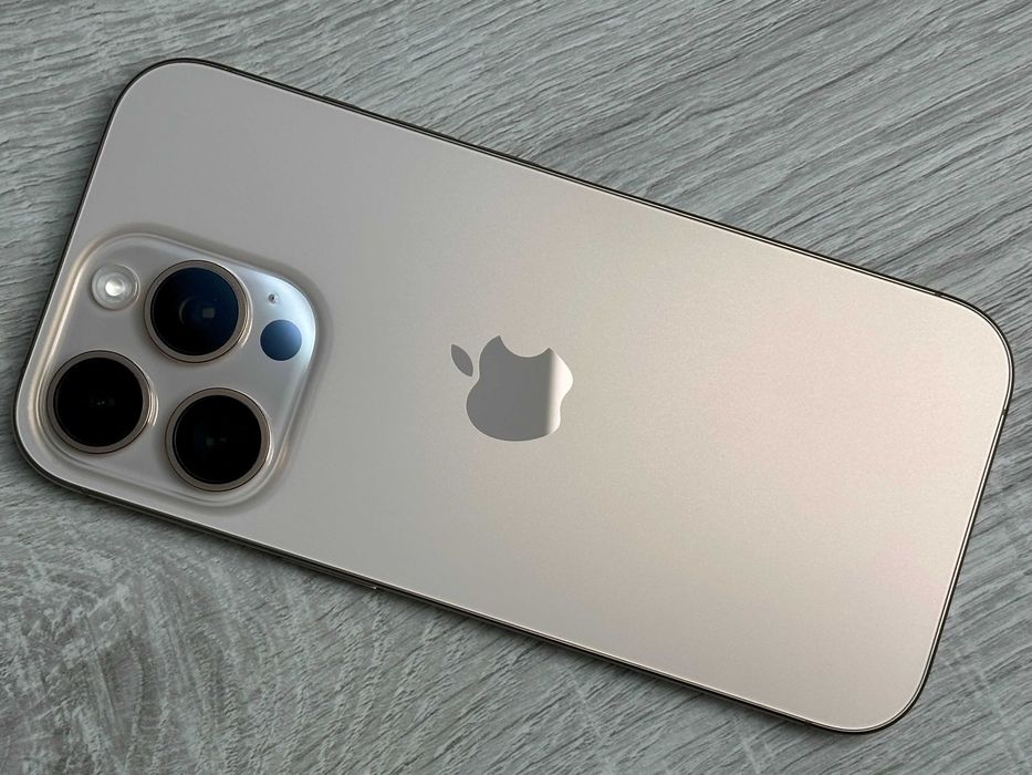 Apple iPhone 16 Pro 256GB Desert Titanium Neverlock Фізична сім №1680