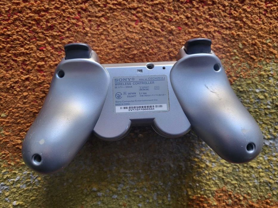 Oryginalny Pad PS3 Playstation 3 Sony Dualshock 3 Srebrny (Japoński)