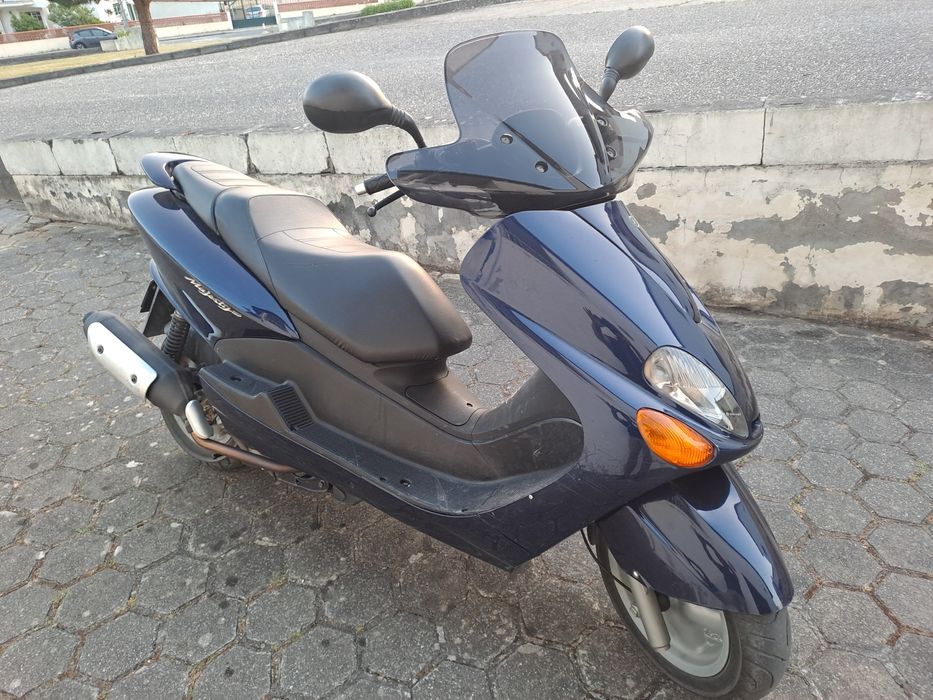 Yamaha masgesty 125