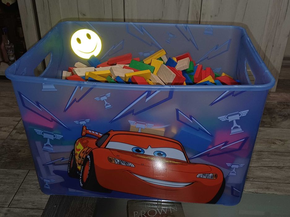 Duży zestaw drewnianych klocków – 850 szt. + pudełko (Montessori)