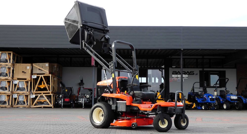 Traktor kosiarka KUBOTA GZD21 Wysoki Wysyp Zero Skręt (030601.5) Baras