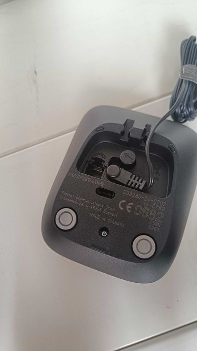 Telefon bezprzewodowy Gigaset AS690 bez pokrywy baterii