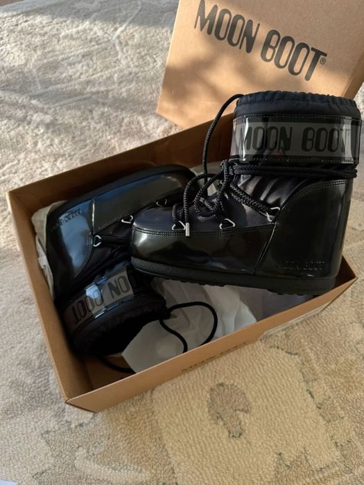 Moon Boot Icon low glance black