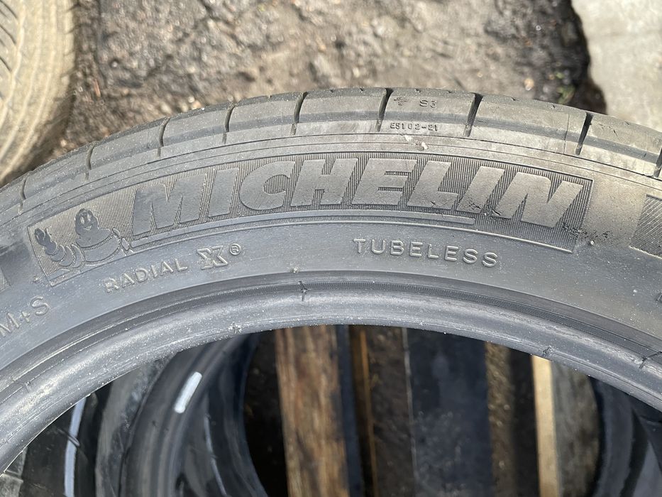 Продам літню пару коліс 245/40/17