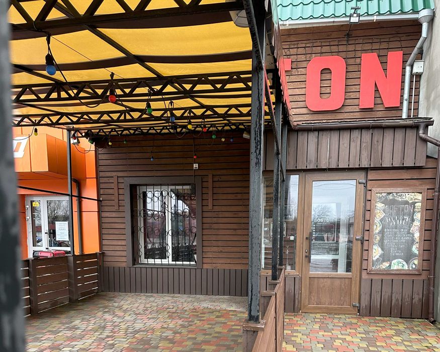 Оренда / продаж приміщення у центрі м. Сарни вул. Європейська