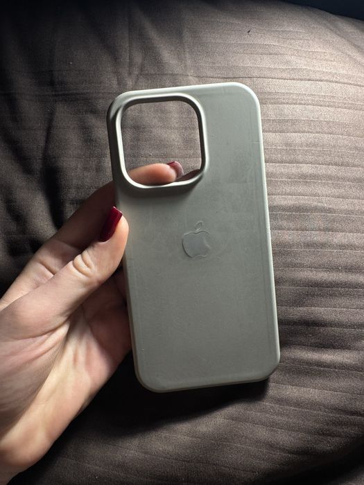 Чохли на 15 про