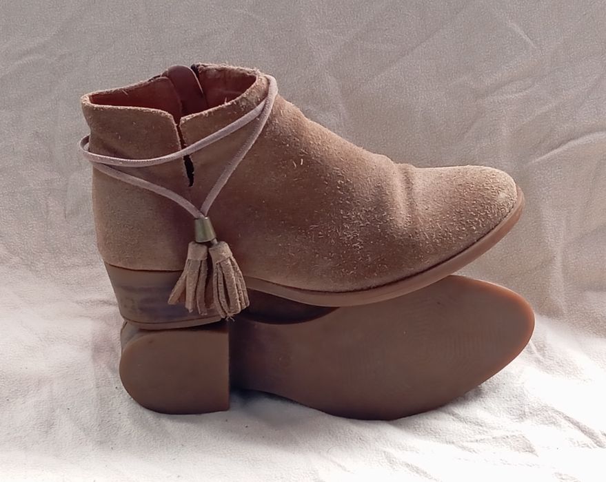 Botins de senhora Tapadas