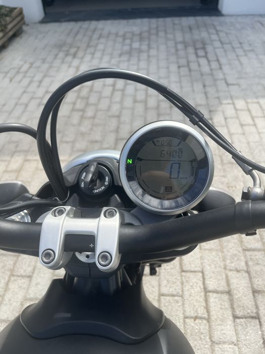 Dicati Scrambler 800