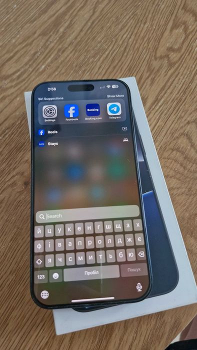 Apple iPhone 16 Pro Max 256 Gb Black Titanium Neverlock Повний комплект, як новий + оригінальні чохли + додаткові захисні стекла, Батарея 95%