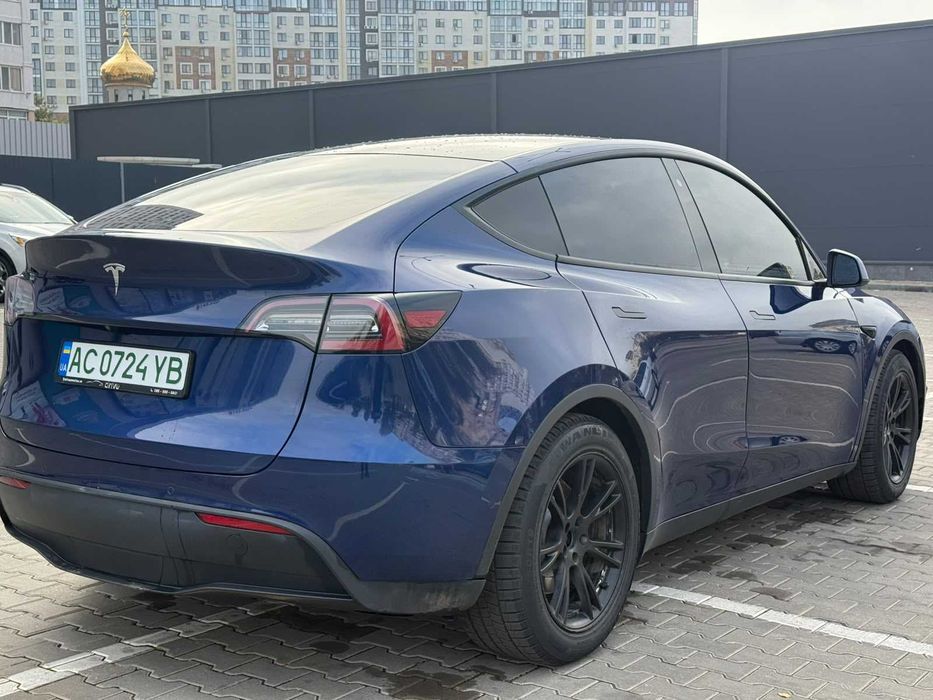 Tesla Model Y 2020