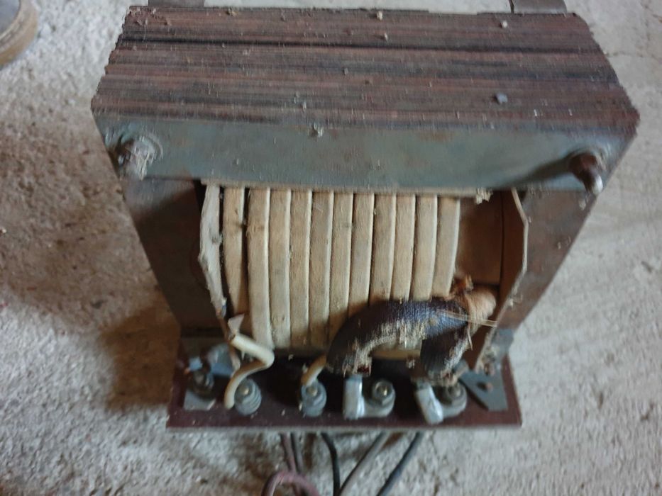 transformator 220 / 12 V