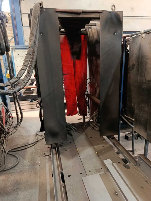 Modułowy automat do dwustronnego spawania metodą MAG MSA-4 Multizas 500