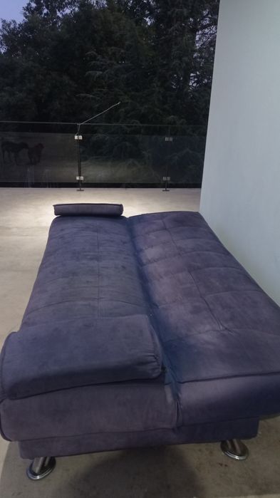 Sofá / Cama  (azul escuro)