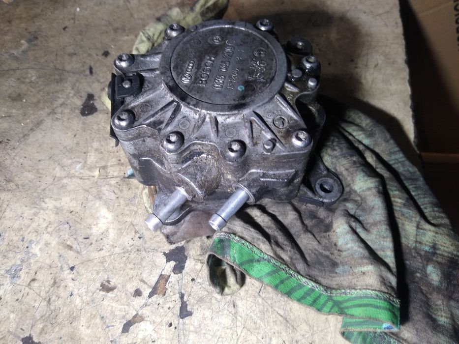 Pompa vacum 2.0tdi 16v Bosch oryg VW Audi Skoda Seat gwarancja