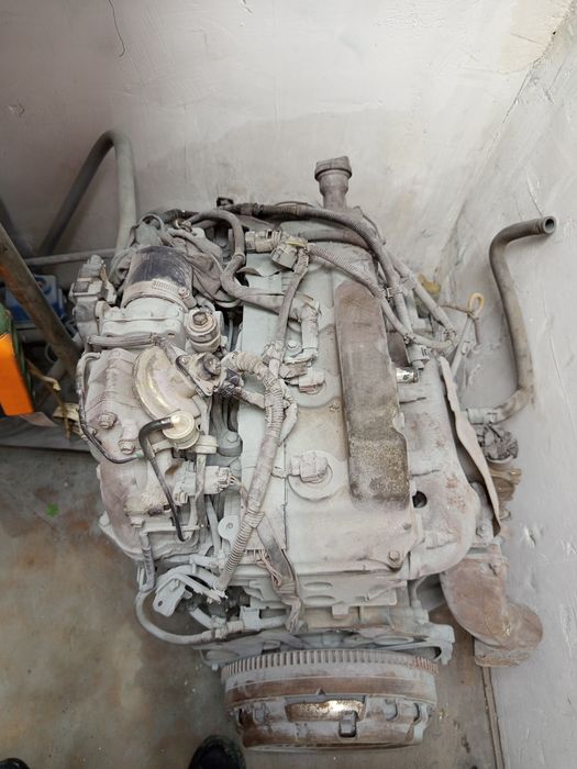 Двигатель Таета Хайс.