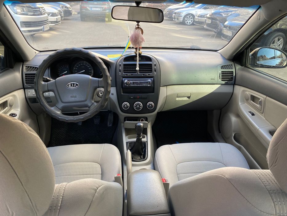 Kia cerato 2008 рік