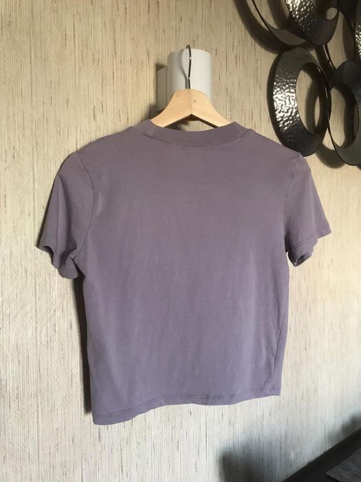 T-shirt lilás da Zara