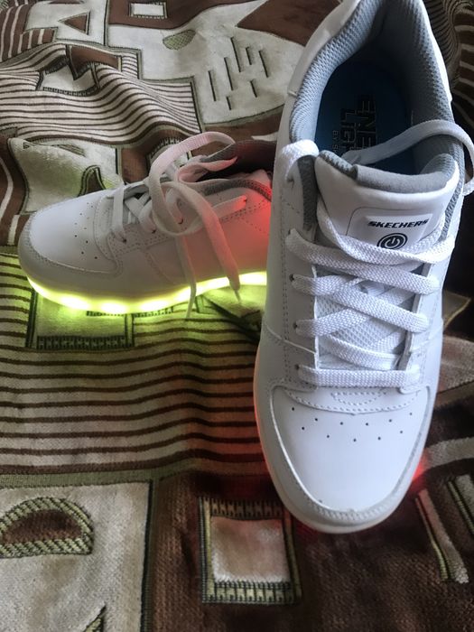 Skechers Energy lights, Ecco зима, Adidas оригінал кросівки