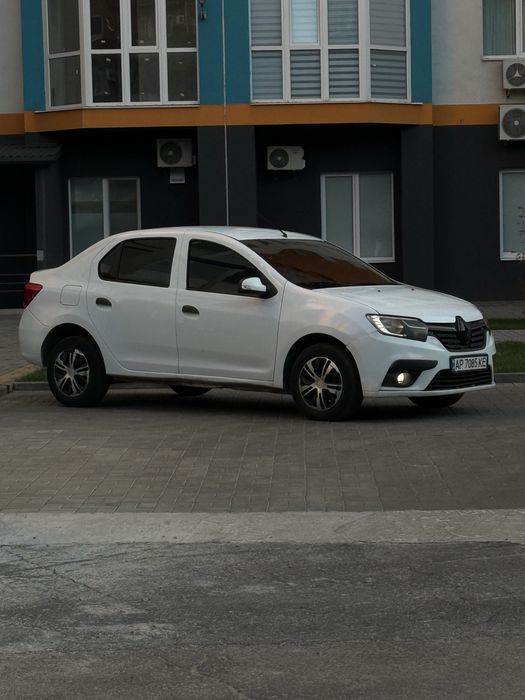 Аренда авто •для такси •рено логан 1.2 газ/бенз