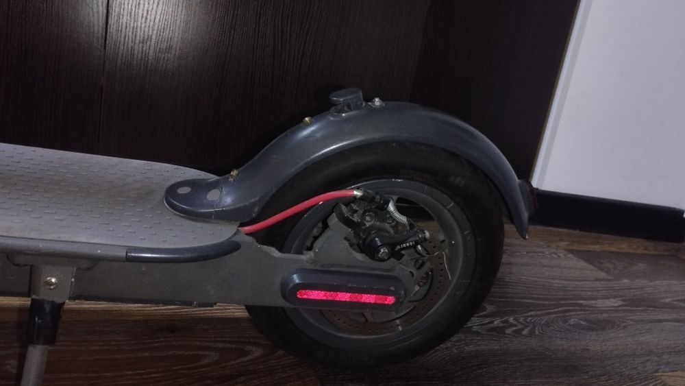 Kuggo m365 PRO MAX 9.6 Ah 500W (стан - сів поїхав)